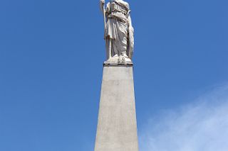 04 Piramide de Mayo Pyramid Plaza de Mayo Buenos Aires.jpg